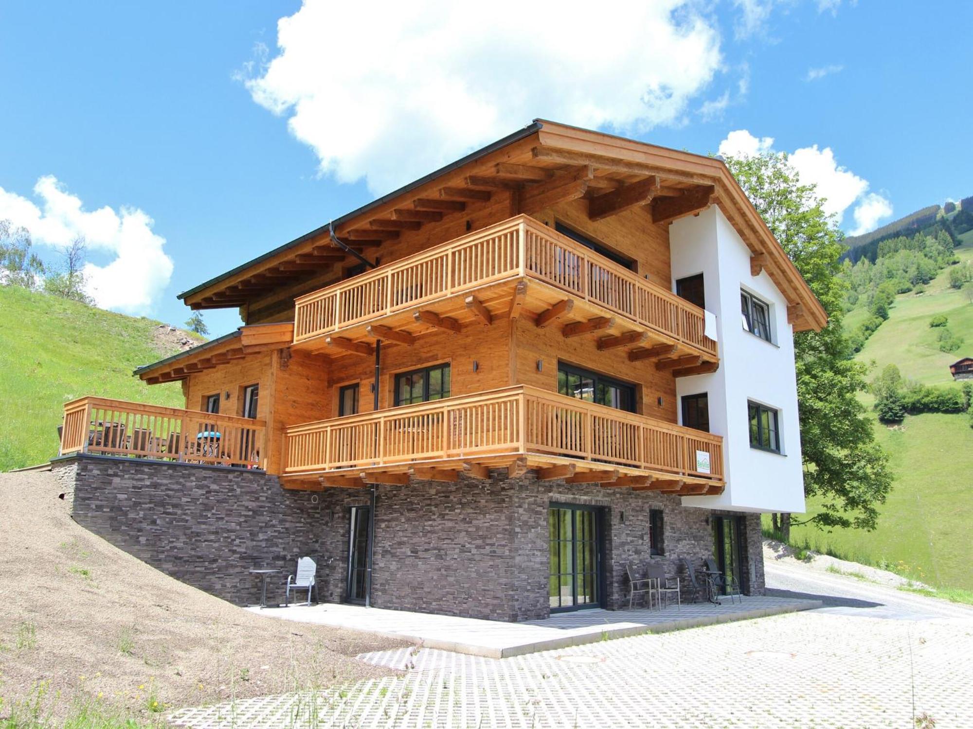 Chalet Modern With Sauna Near Area In Salzburg